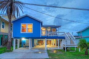 Port A Cottage by Avantstay Private Patio Deck Designed for Groups