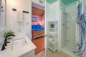 Port A Cottage by Avantstay Private Patio Deck Designed for Groups