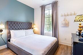 The Magnolia 4 by Avantstay Germantown Balcony