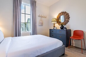 The Magnolia 4 by Avantstay Germantown Balcony