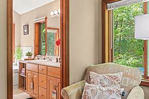 The Great Escape by Avantstay Game Room Hot Tub