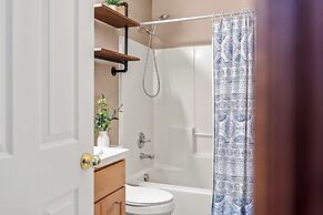 The Great Escape by Avantstay Game Room Hot Tub