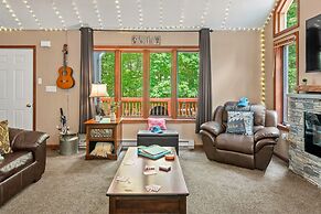 The Great Escape by Avantstay Game Room Hot Tub