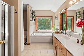 The Great Escape by Avantstay Game Room Hot Tub