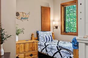 The Great Escape by Avantstay Game Room Hot Tub