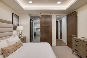 Silver Strike by Avantstay Direct Slope Access Hot Tub Views