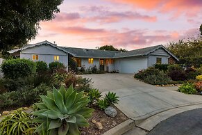 Goleta Getaway by Avantstay Private Backyard 1 5mi to the Beach