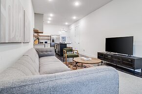 The Grove 9 by Avantstay 1 Block From Music Row