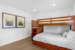 Paso Vista Bella by Avantstay Luxe Group Escape w Wine Country Views