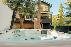 River House Hot Tub 15min to Downtown Skiing