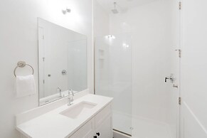 The Grove 7 by Avantstay Walk to Music Row