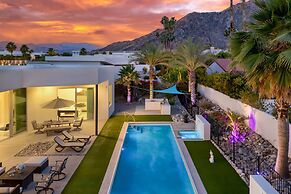 Villa Valentina by Avantstay Pool Hot Tub Views Luxury Design