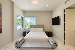 Villa Valentina by Avantstay Pool Hot Tub Views Luxury Design