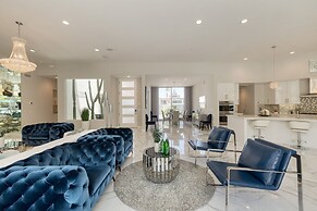 Villa Valentina by Avantstay Pool Hot Tub Views Luxury Design