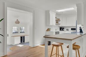 16 29th Avenue Isle of Palms Group Retreat