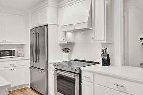 16 29th Avenue Isle of Palms Group Retreat