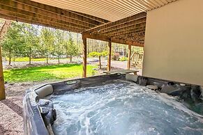 Mews Mountain House by Avantstay Walk to Beach Hot Tub Game Room