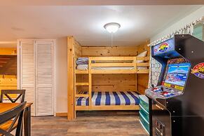 Sasa by Avantstay Deck Fire Pit Near Lake