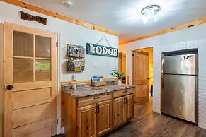 Sasa by Avantstay Deck Fire Pit Near Lake