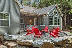 Luxuriously Lakeside by Avantstay Lakefront Retreat w Game Room