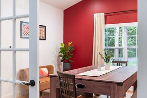 Luxuriously Lakeside by Avantstay Lakefront Retreat w Game Room