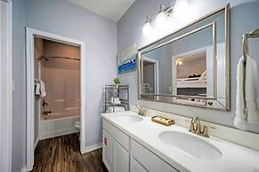 Carpe Beach Bum by Avantstay 3 Blocks to Beach Balcony Pool