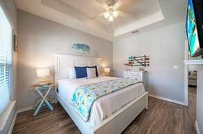 Carpe Beach Bum by Avantstay 3 Blocks to Beach Balcony Pool