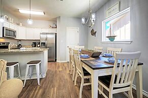 Carpe Beach Bum by Avantstay 3 Blocks to Beach Balcony Pool