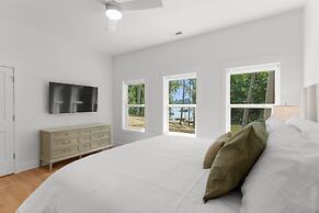 Hideaway Cove Private Dock Firepit New Build