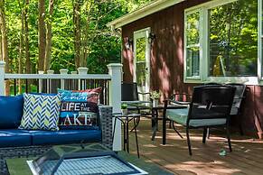 Tomhickon by Avantstay Walk to Lake Firepit Deck