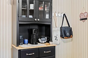 Tomhickon by Avantstay Walk to Lake Firepit Deck