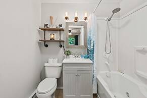 Tomhickon by Avantstay Walk to Lake Firepit Deck