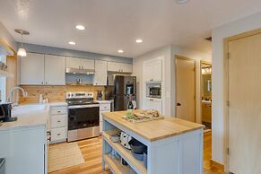 Royal Canoe by Avantstay Walk to the Shore Private Yard