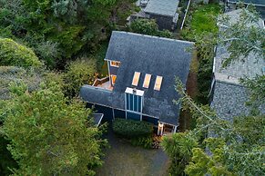 Royal Canoe by Avantstay Walk to the Shore Private Yard