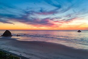 Royal Canoe by Avantstay Walk to the Shore Private Yard