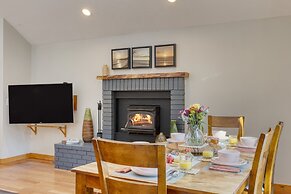 Royal Canoe by Avantstay Walk to the Shore Private Yard