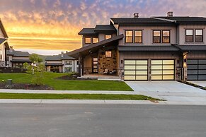 Jordanelle by Avantstay Next to the Reservoir