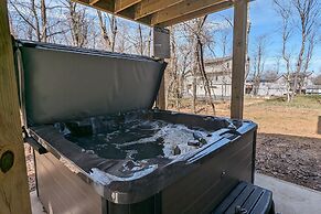 Bluejay Getaway by Avantstay Walk to Lake 7bdr Hot Tub Pool Table