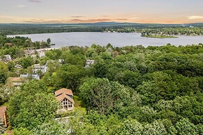 Bluejay Getaway by Avantstay Walk to Lake 7bdr Hot Tub Pool Table