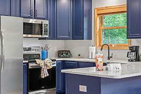 Bluejay Getaway by Avantstay Walk to Lake 7bdr Hot Tub Pool Table