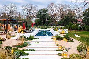 Marquee By Avantstay Modern Stylish Estate w Pool Entertainers Courtya