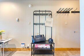 Village Studio by Avantstay Minutes to Lifts