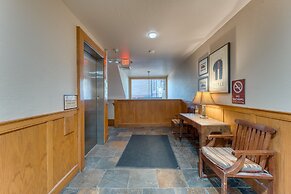 Village Studio by Avantstay Minutes to Lifts