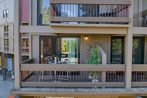 Village Studio by Avantstay Minutes to Lifts