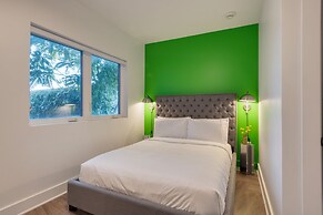 The Carter 405 by Avantstay 4BR Balcony