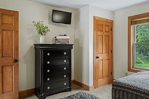 Otter Banks by Avantstay Sleeps 18 Hot Tub Views Game Room