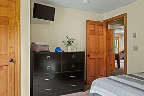 Otter Banks by Avantstay Sleeps 18 Hot Tub Views Game Room