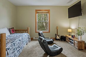 Otter Banks by Avantstay Sleeps 18 Hot Tub Views Game Room