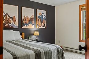 Otter Banks by Avantstay Sleeps 18 Hot Tub Views Game Room