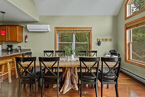 Otter Banks by Avantstay Sleeps 18 Hot Tub Views Game Room